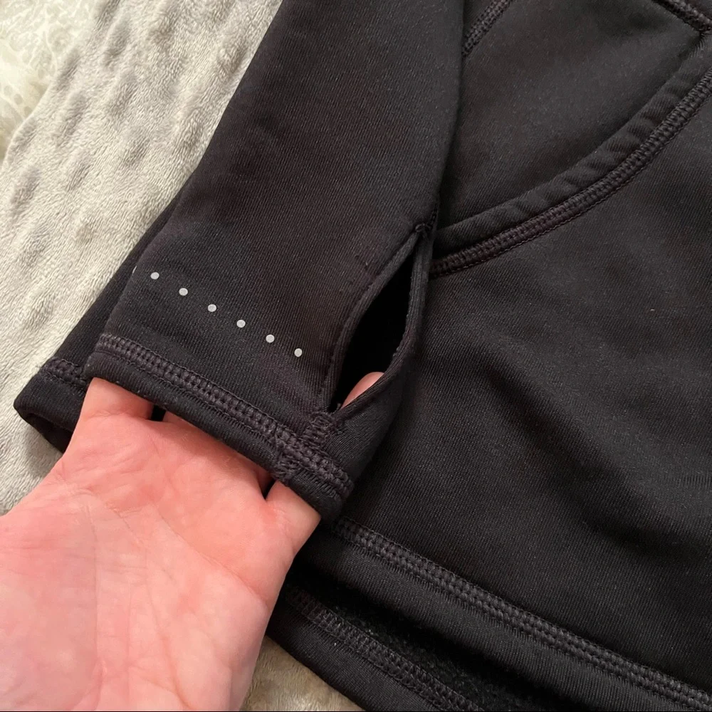 EUC Old Navy athleasure sweatshirt - Picture 11 of 16